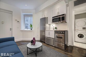 143 Ludlow St, Unit 4C in New York, NY - Building Photo - Building Photo