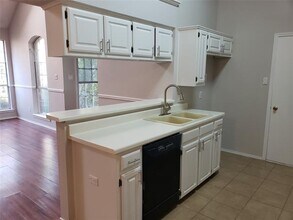 940 S Old Orchard Ln in Lewisville, TX - Building Photo - Building Photo