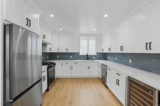 553 Valley St in San Francisco, CA - Building Photo - Building Photo