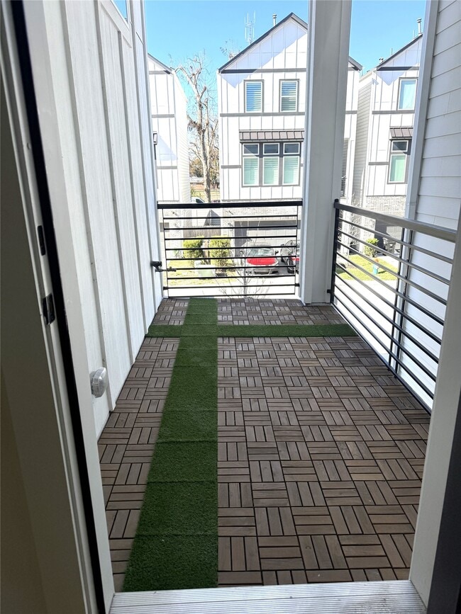 property at 5338 Donovan Gdns Ln