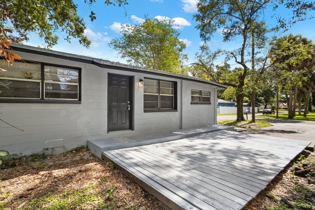 4508 N 38th St in Tampa, FL - Foto de edificio