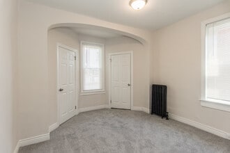 6029 Jefferson St in Lansdale, PA - Building Photo - Building Photo