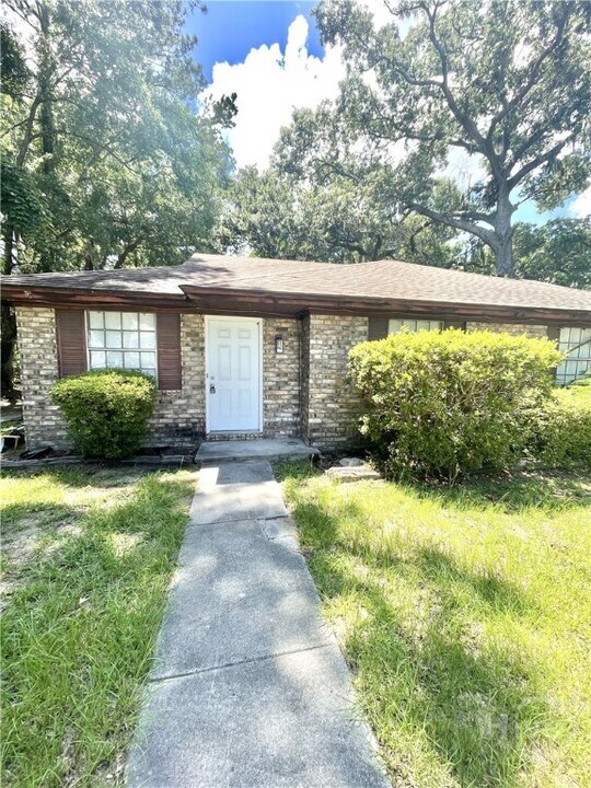 7714 Johnny Mercer Blvd in Wilmington Island, GA - Building Photo