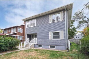 1004 Arthur Ave in Des Moines, IA - Building Photo