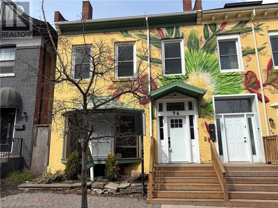 76 George St in Hamilton, ON - Building Photo