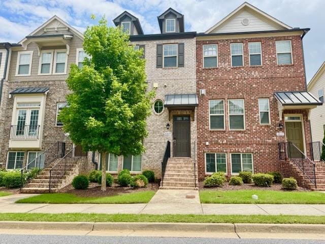 property at 4469 Dunblane Ave