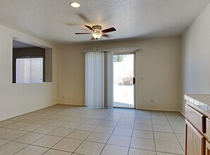 38647 Annette Ave in Palmdale, CA - Building Photo - Building Photo