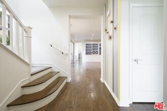 73 City Stroll in Irvine, CA - Foto de edificio - Building Photo