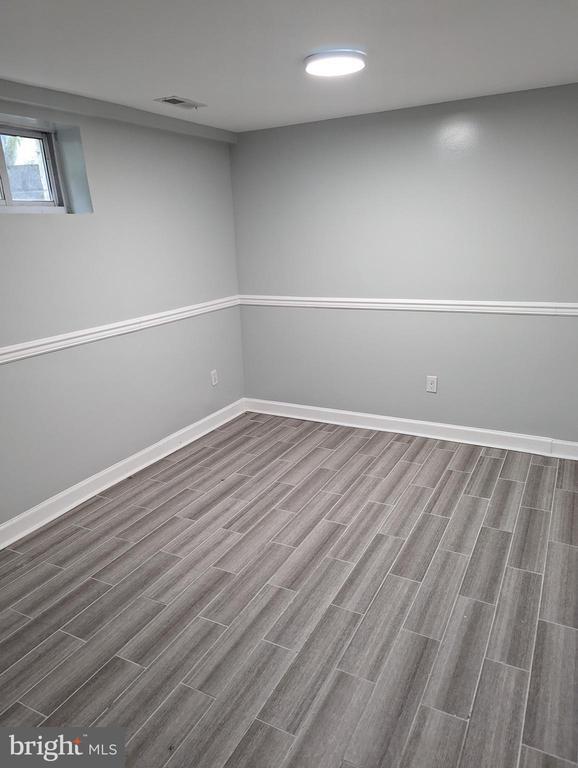 property at 9033 Old Court Rd