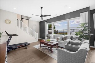 545 Serrano Summit Dr in Lake Forest, CA - Building Photo