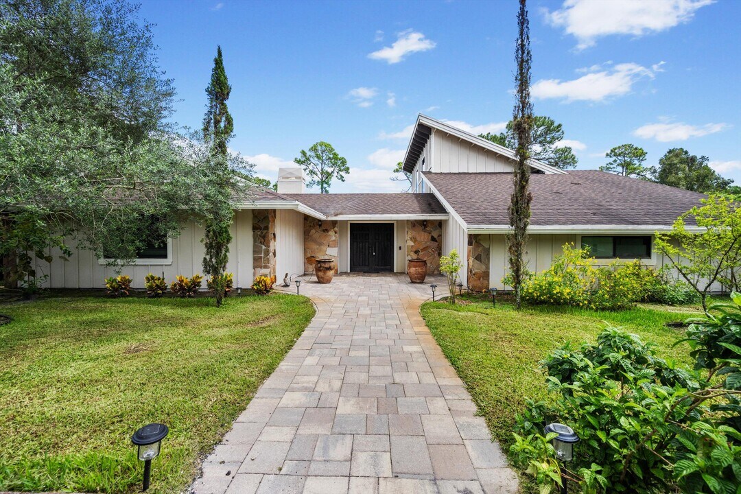 3306 Fargo Ave in Wellington, FL - Building Photo