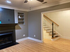 2 Mt Vernon Cir in Dunwoody, GA - Building Photo - Building Photo