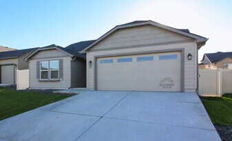 2937 Cashmere Dr in Richland, WA - Building Photo