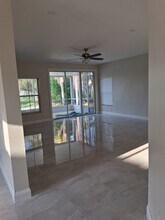 19250 NW 22nd St in Pembroke Pines, FL - Building Photo - Building Photo