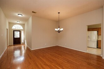 3406 Candlepine Dr in Spring, TX - Building Photo - Building Photo