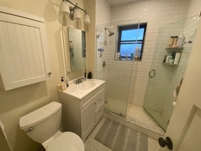448 Park Dr, Unit 6 in Boston, MA - Foto de edificio - Building Photo