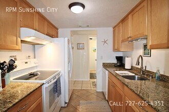 4199 38th Ave S in St. Petersburg, FL - Building Photo - Building Photo