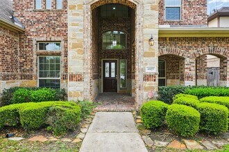 4927 Blackwater Ln in Sugar Land, TX - Building Photo - Building Photo