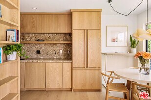 9061 Keith Ave in West Hollywood, CA - Building Photo
