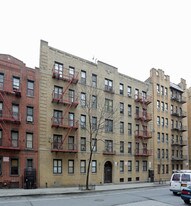 2722 Valentine Ave in Bronx, NY - Foto de edificio - Building Photo