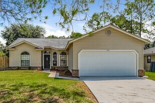 7711 Collins Ridge Blvd in Jacksonville, FL - Building Photo