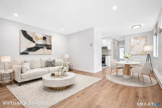 30 Riverside Ave in Stamford, CT - Building Photo - Building Photo