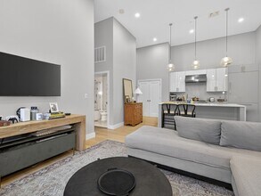 355 Congress St in Boston, MA - Building Photo - Building Photo