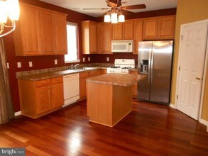 19 Hoover Ave in Princeton, NJ - Building Photo - Building Photo