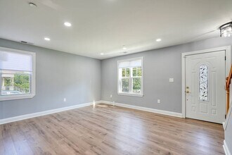 112 Fox Way in Oxon Hill, MD - Building Photo - Building Photo