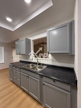 4619 Harvest Meadow St in San Antonio, TX - Foto de edificio - Building Photo