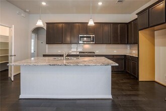 2020 Bearcreek Dr in Leander, TX - Building Photo - Building Photo