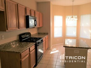 5717 Indian Hill Dr in Arlington, TX - Building Photo - Building Photo