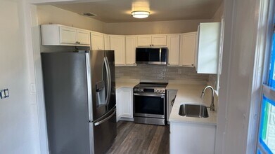 3025 W 16th St in Jacksonville, FL - Building Photo - Building Photo