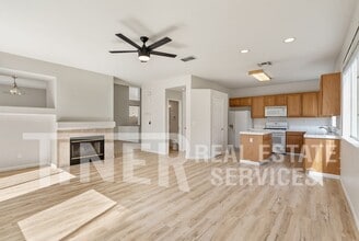 11501 Pyrites Way in Gold River, CA - Building Photo - Building Photo