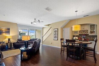 2911 Wentworth Ln in Kissimmee, FL - Building Photo - Building Photo