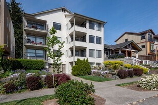 3615 Whitman Ave N in Seattle, WA - Building Photo