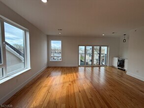 223 Monroe Ave in Plainfield, NJ - Building Photo - Building Photo