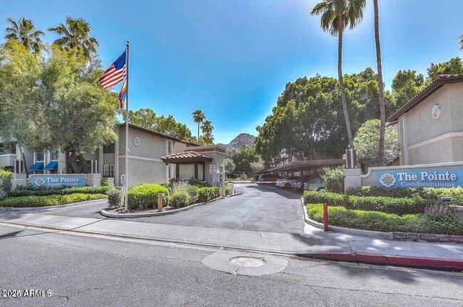 property at 7557 N Dreamy Draw Dr