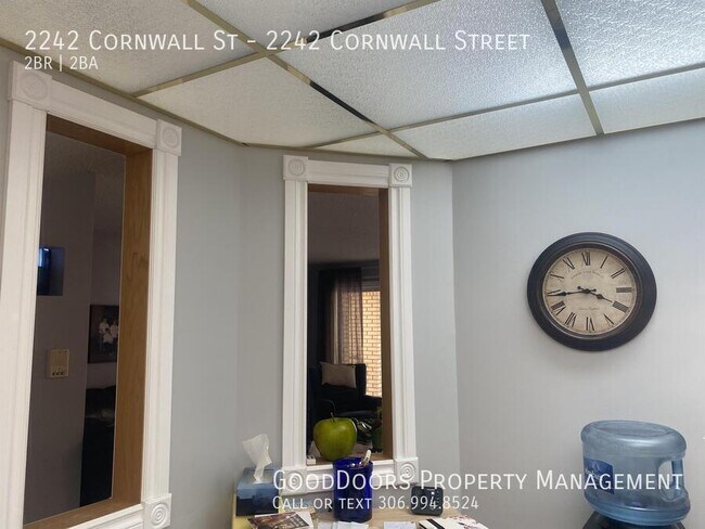 2242 Cornwall St in Regina, SK - Building Photo - Building Photo