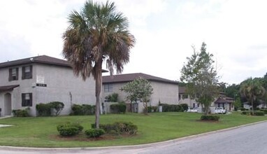 595 W 54th St in Savannah, GA - Building Photo - Building Photo