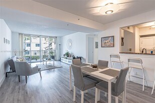 1450 SE 3rd Ave in Dania Beach, FL - Building Photo