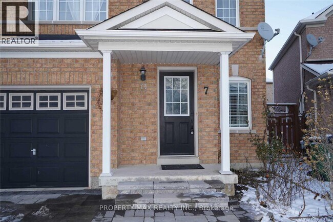 7 Solstice Dr in Toronto, ON - Building Photo - Building Photo