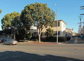 2016 Montana Ave Apartments