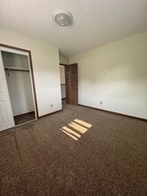 4132 Mary Pl in Eau Claire, WI - Building Photo - Building Photo