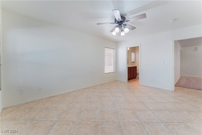 8872 W Perfect Diamond Ct in Las Vegas, NV - Building Photo - Building Photo