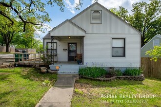 401 UAMS Blvd in Little Rock, AR - Building Photo - Building Photo