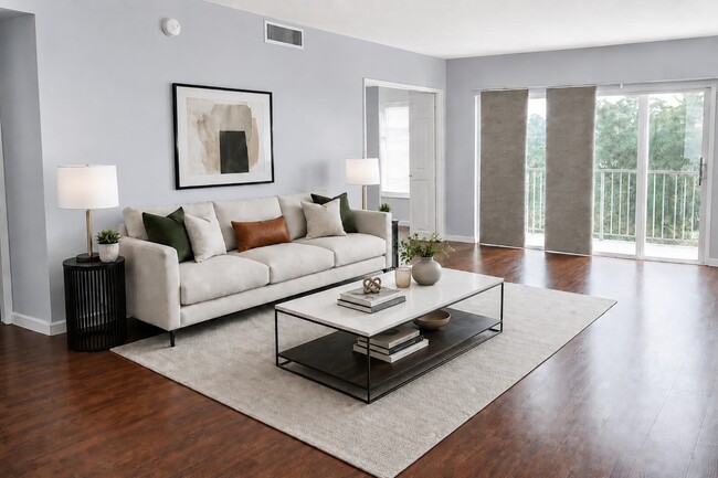 3050 N Palm Aire Dr, Unit 6