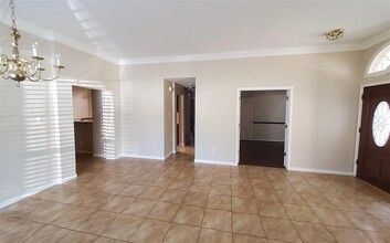 1210 Rabbs Crossing in Sugar Land, TX - Foto de edificio - Building Photo
