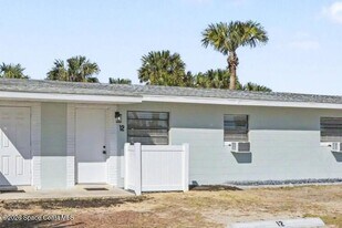2700 S Hwy A1A in Melbourne Beach, FL - Building Photo