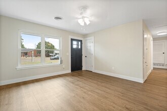 5223 41st St in Lubbock, TX - Building Photo - Building Photo